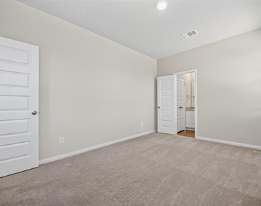 13758 Goldeye Drive - Photo Thumbnail 24