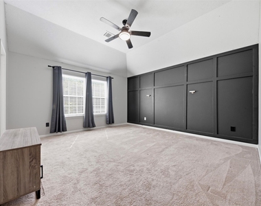 15011 Crockett Road - Photo Thumbnail 12