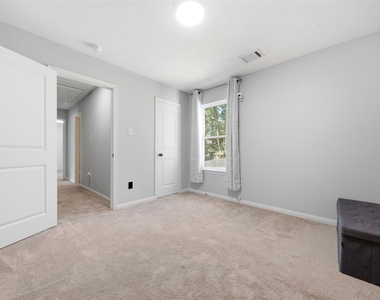 15011 Crockett Road - Photo Thumbnail 16