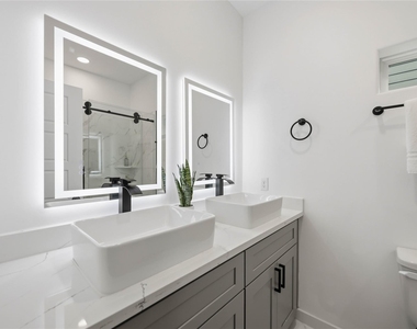 7944 Fields Street - Photo Thumbnail 15