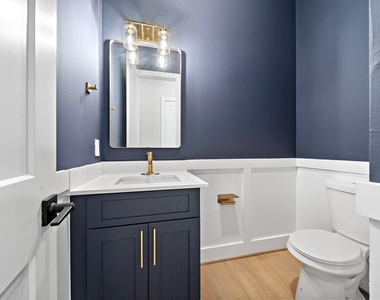 8430 Vogue Lane - Photo Thumbnail 7