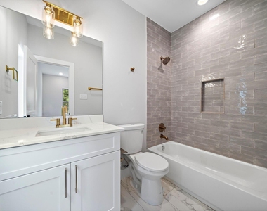 8430 Vogue Lane - Photo Thumbnail 11