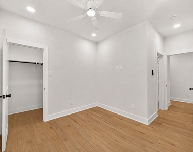7824 Beckley Street - Photo Thumbnail 13