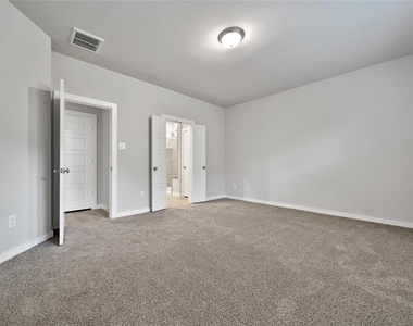 6609 Lahna Oak Drive - Photo Thumbnail 13