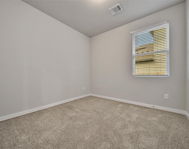 6609 Lahna Oak Drive - Photo Thumbnail 23