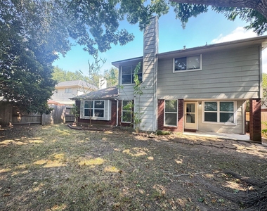 210 Rolling Plains Drive - Photo Thumbnail 45