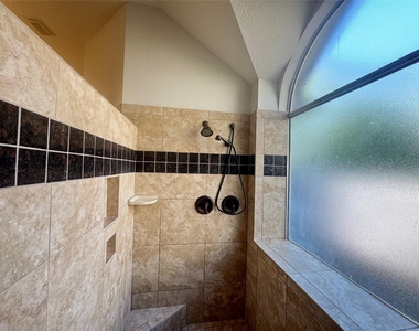210 Rolling Plains Drive - Photo Thumbnail 21