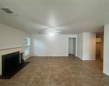 210 Rolling Plains Drive - Photo Thumbnail 16