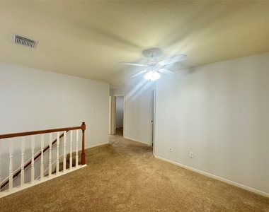 210 Rolling Plains Drive - Photo Thumbnail 31
