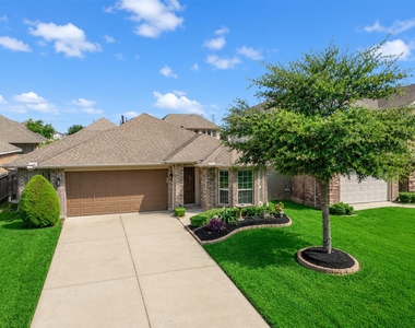 4827 Ladona Court - Photo Thumbnail 2