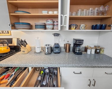 519 Allston Street - Photo Thumbnail 11