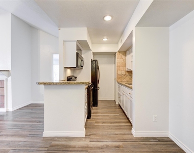 10202 Forum Park Drive - Photo Thumbnail 9