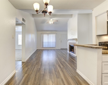 10202 Forum Park Drive - Photo Thumbnail 8
