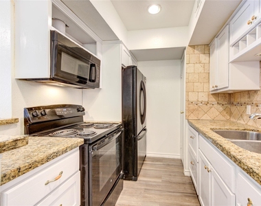 10202 Forum Park Drive - Photo Thumbnail 10