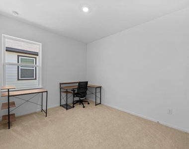 18006 Lasso Mills Drive - Photo Thumbnail 13