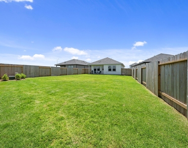 18006 Lasso Mills Drive - Photo Thumbnail 2
