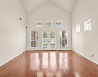 2354 Waterford Park Street - Photo Thumbnail 7