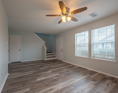 6247 Elton Knolls Street - Photo Thumbnail 21