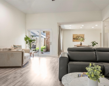 11743 Wickhollow Lane - Photo Thumbnail 13