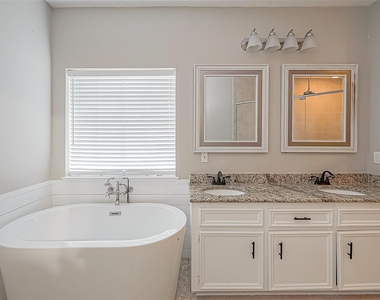 16 Marietta Court - Photo Thumbnail 21