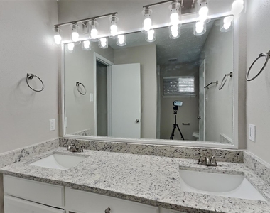 4734 Lost Lake Lane - Photo Thumbnail 9