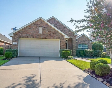 7102 Thistlewood Park Court - Photo Thumbnail 1