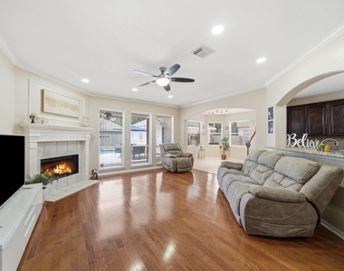 4418 Ruttand Park Lane - Photo Thumbnail 16