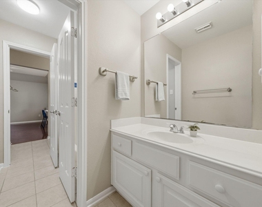 4418 Ruttand Park Lane - Photo Thumbnail 27