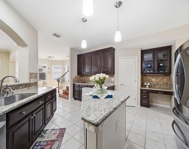 4418 Ruttand Park Lane - Photo Thumbnail 9