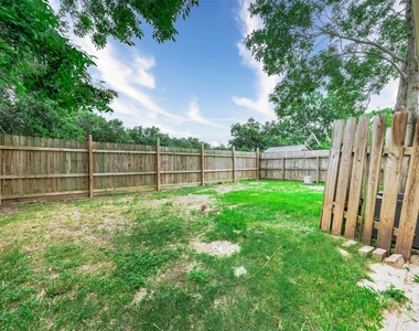 103 Avocado Street - Photo Thumbnail 21