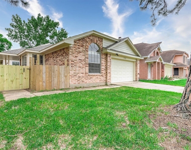 103 Avocado Street - Photo Thumbnail 1
