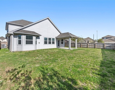 618 Ellwood Terrace Lane - Photo Thumbnail 18
