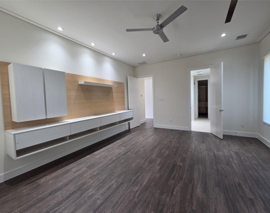 5403 Tocayo Place - Photo Thumbnail 23