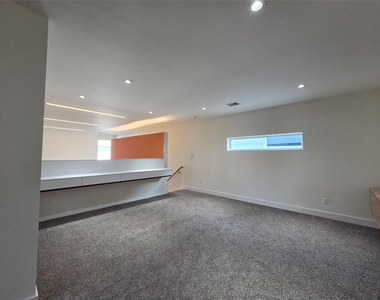 5403 Tocayo Place - Photo Thumbnail 30