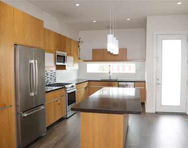 5403 Tocayo Place - Photo Thumbnail 6