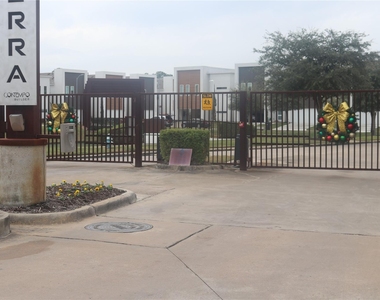 5403 Tocayo Place - Photo Thumbnail 45