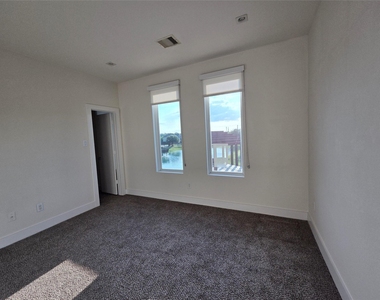 5403 Tocayo Place - Photo Thumbnail 35