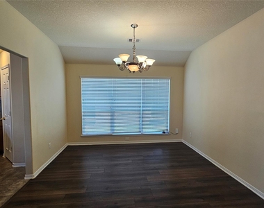 9923 Yearling Place - Photo Thumbnail 21