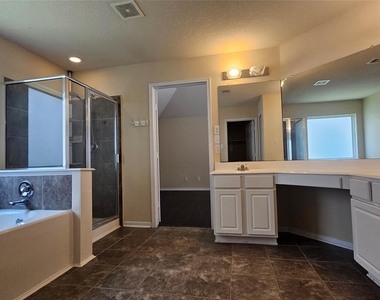 9923 Yearling Place - Photo Thumbnail 30