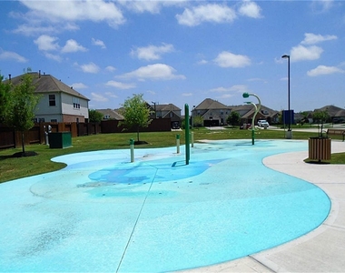 9923 Yearling Place - Photo Thumbnail 34