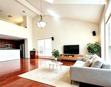 3411 Clearview Circle - Photo Thumbnail 2