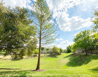 3411 Clearview Circle - Photo Thumbnail 10