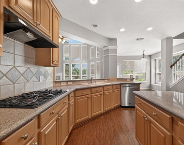 16411 Canyon Chase Drive - Photo Thumbnail 17