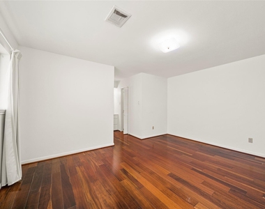 12502 Queensbury Lane - Photo Thumbnail 12