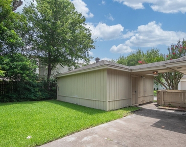 12502 Queensbury Lane - Photo Thumbnail 23