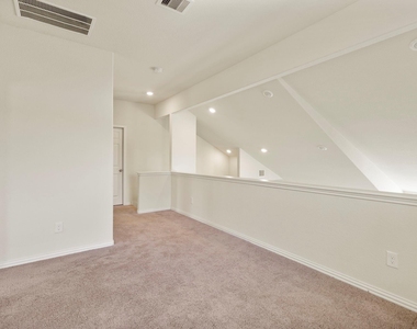 216 N Lynx Trail - Photo Thumbnail 16