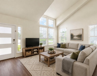 216 N Lynx Trail - Photo Thumbnail 1