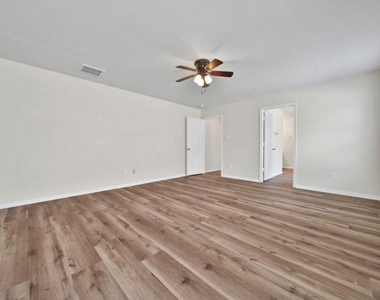 18103 Dardanelles Court - Photo Thumbnail 13