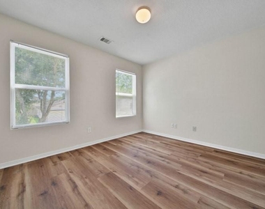 18103 Dardanelles Court - Photo Thumbnail 21