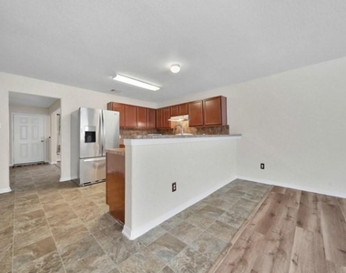 18103 Dardanelles Court - Photo Thumbnail 4